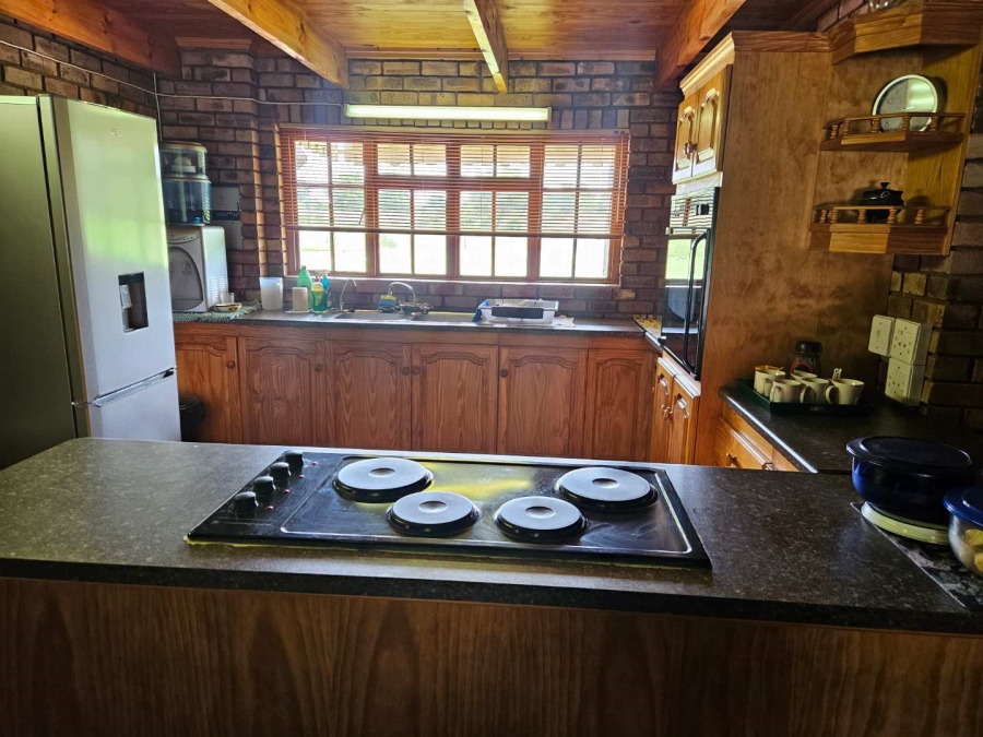 4 Bedroom Property for Sale in Leeudoringstad North West